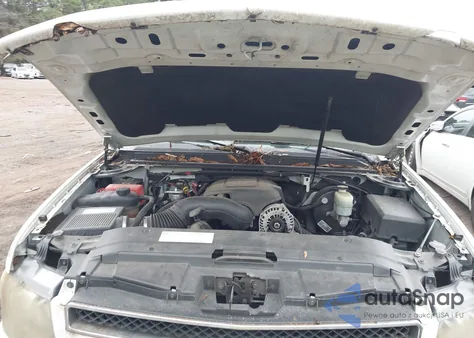 2007 Chevrolet Suburban 1500 Lt из США, поврежденный, VIN 1GNFC16J97J228646